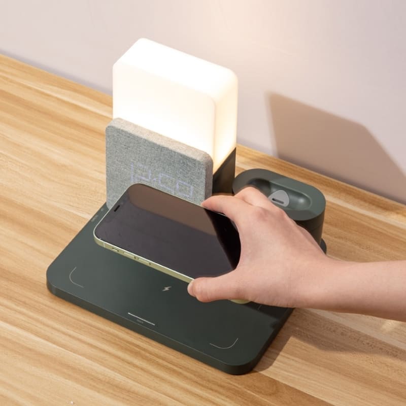 Carregador por Indução Luminária de Mesa e Despertador Casa & Coza