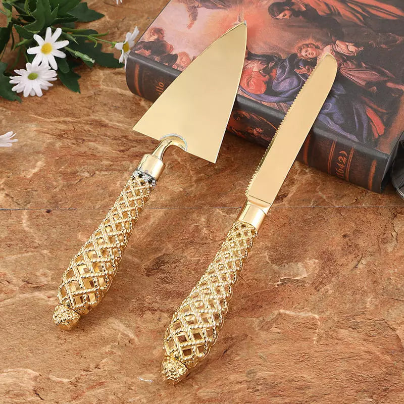Conjunto Espátula para Bolo e Faca Dourada Casa & Coza