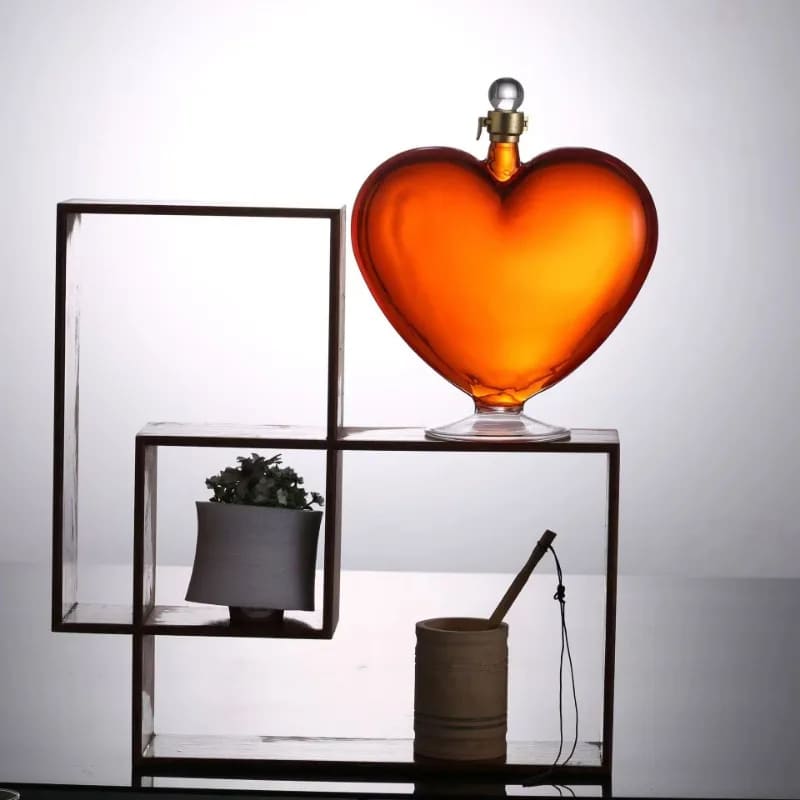 Decanter de Vinho Whisky Coração Vidro Bar em Casa