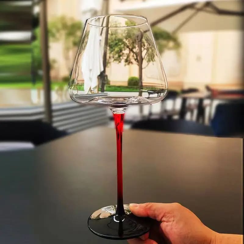 Taça de Vinho Cristal Haste Vermelha Bar em Casa Casa & Coza