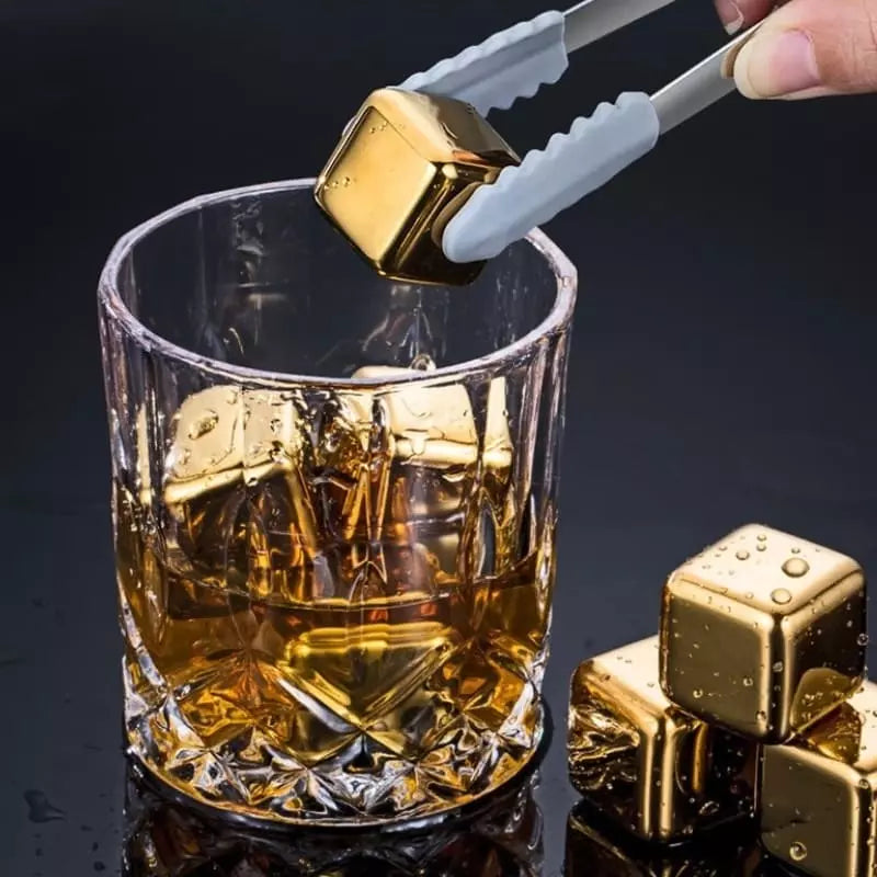 Cubos de Gelo Aço Inox Dourado com Pegador Casa & Coza