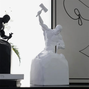 Decoração de Sala Resina Estátua Homem Esculpindo Casa & Coza